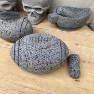 Molcajete Fútbol Americano 7”/17.5CM Piedra Negra Volcánica