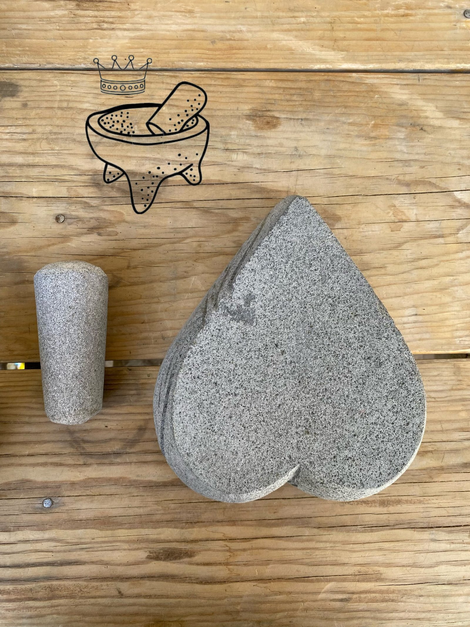 Molcajete Forma de Corazón Piedra Volcánica No.8(20CM) - Image 6