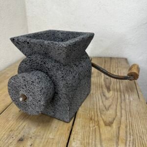 Molino Piedra Volcánica 21CM Nixtamal Mediano