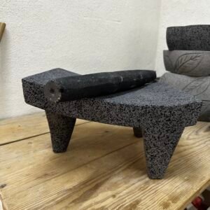 Metate 14”/36CM x 12”/30CM Piedra Negra Volcánica Con Metlapil