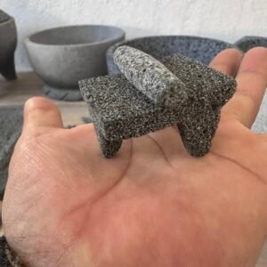 Mini-metate 4.5CM x 3.5CM Con Metlapile Piedra Volcánica