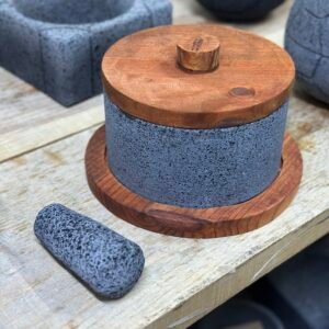 Molcajete Cilindro 8”/20CM Base y Tapa Madera Capacidad 1L