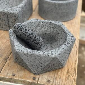 Molcajete Hexagonal 8”/20CM Capacidad 1L Piedra Negra Volcánica